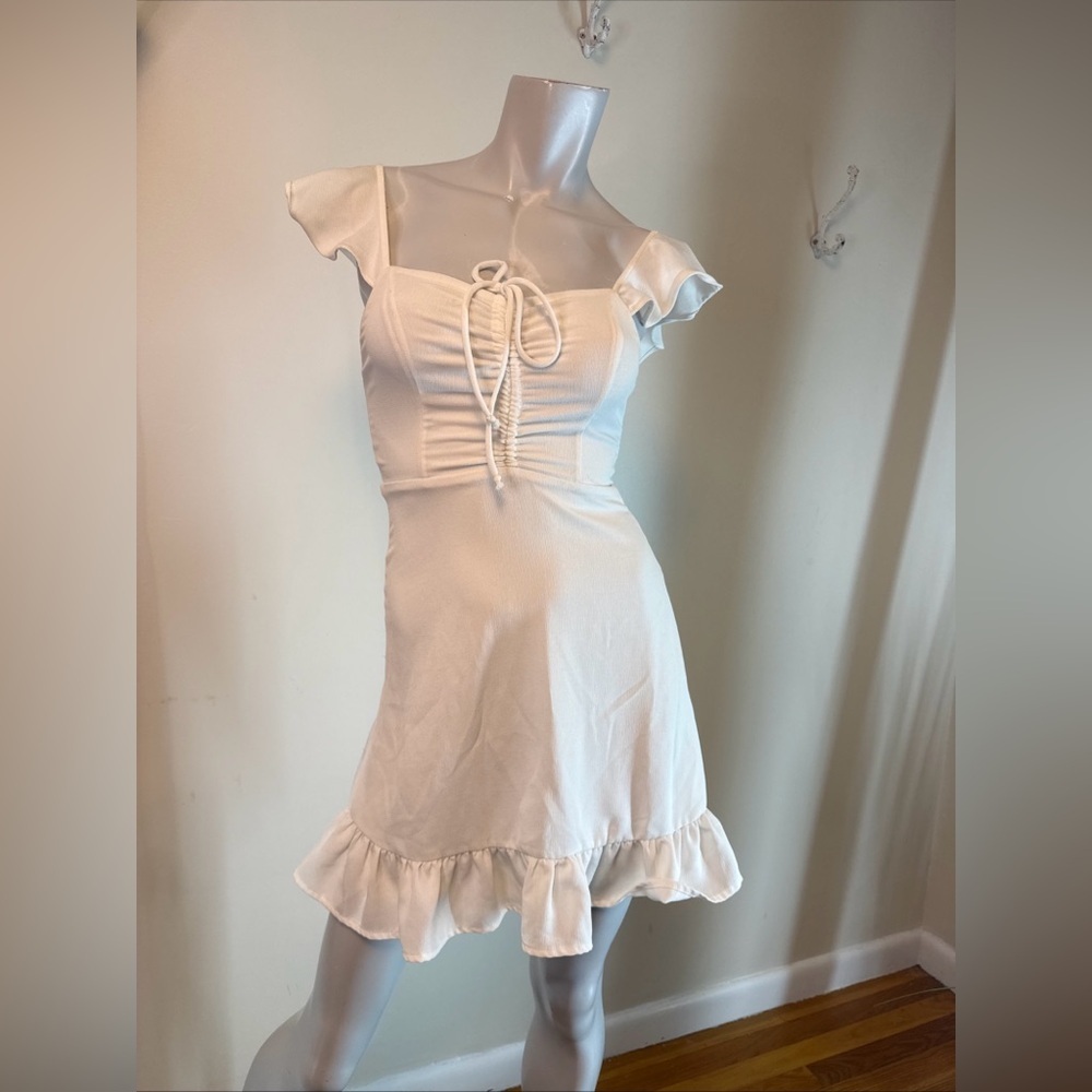 Altar'd State Flutter Sleeve Dress Women's XS White Fit & Flare EUC